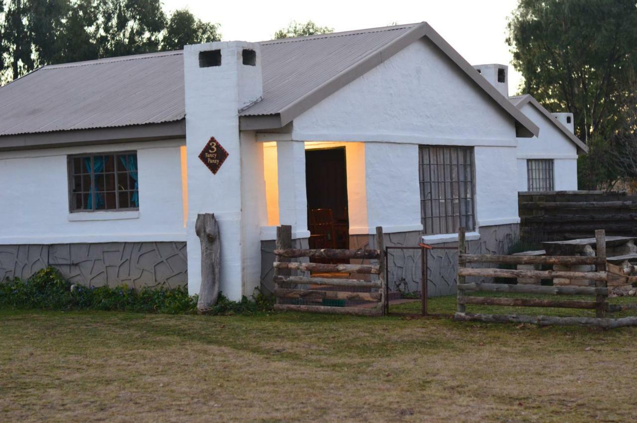 Dullstroom On The Dam Exterior photo